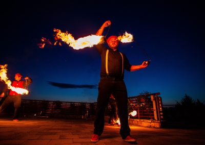 Tűzzsonglőr előadás - Poi koreográfia